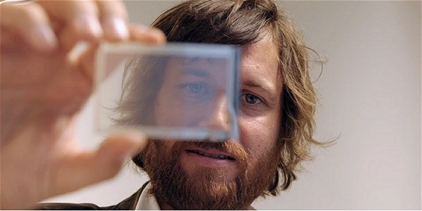 They’re Solar Panels as you’ve never seen them before: completely clear.