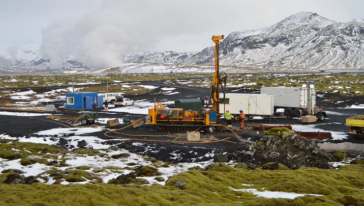 Iceland Experiment Successfully Turns CO2 Emissions into Rock