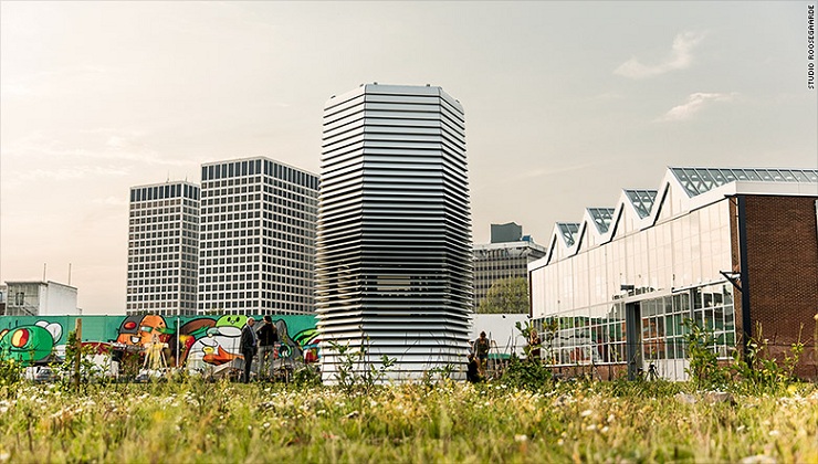 World’s Largest Air purifier takes on China’s Smog