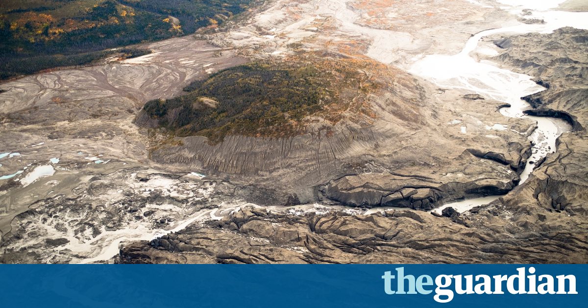 Climate Change causes Immense Canadian River to Dry Up in just Four Days