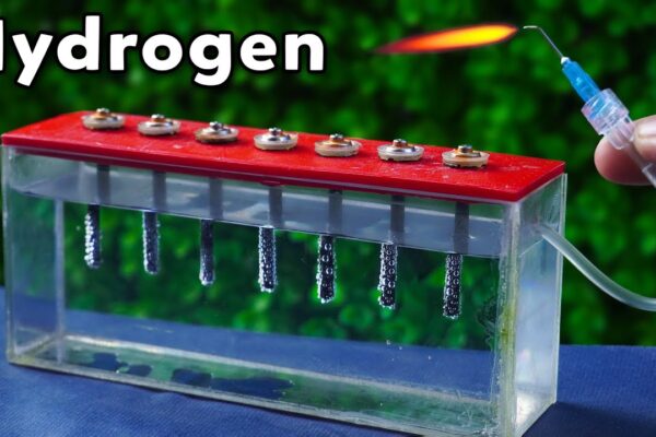 Water into Hydrogen – Simple Hydrogen Generator from Carbon Pin